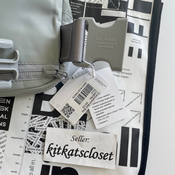 **LAST ONE** 🆕 1L SILVER DROP - NWT lululemon everywhere belt bag EBB 1L - Picture 7 of 11